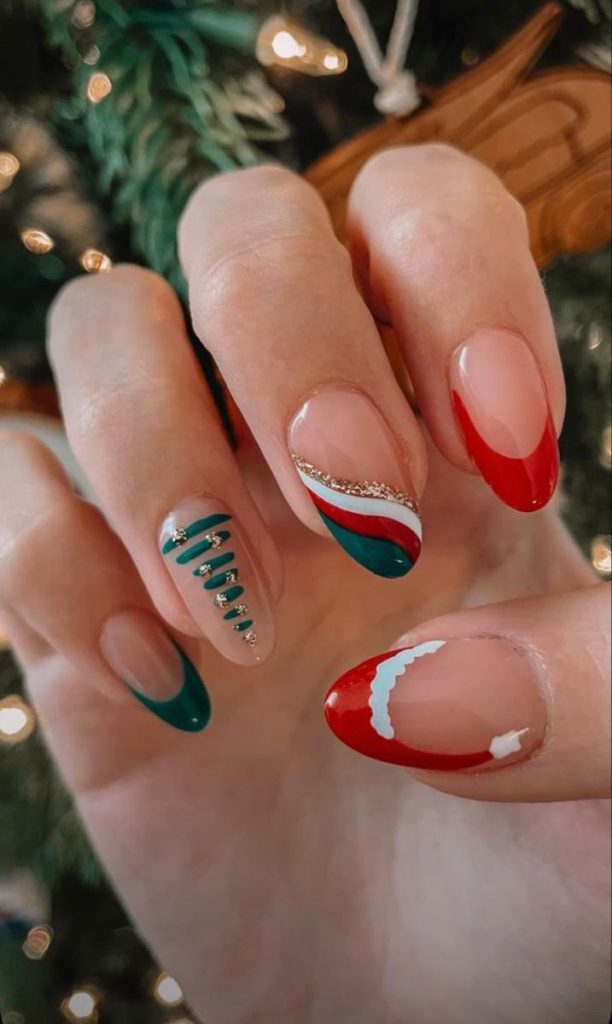 elegant-christmas-nails