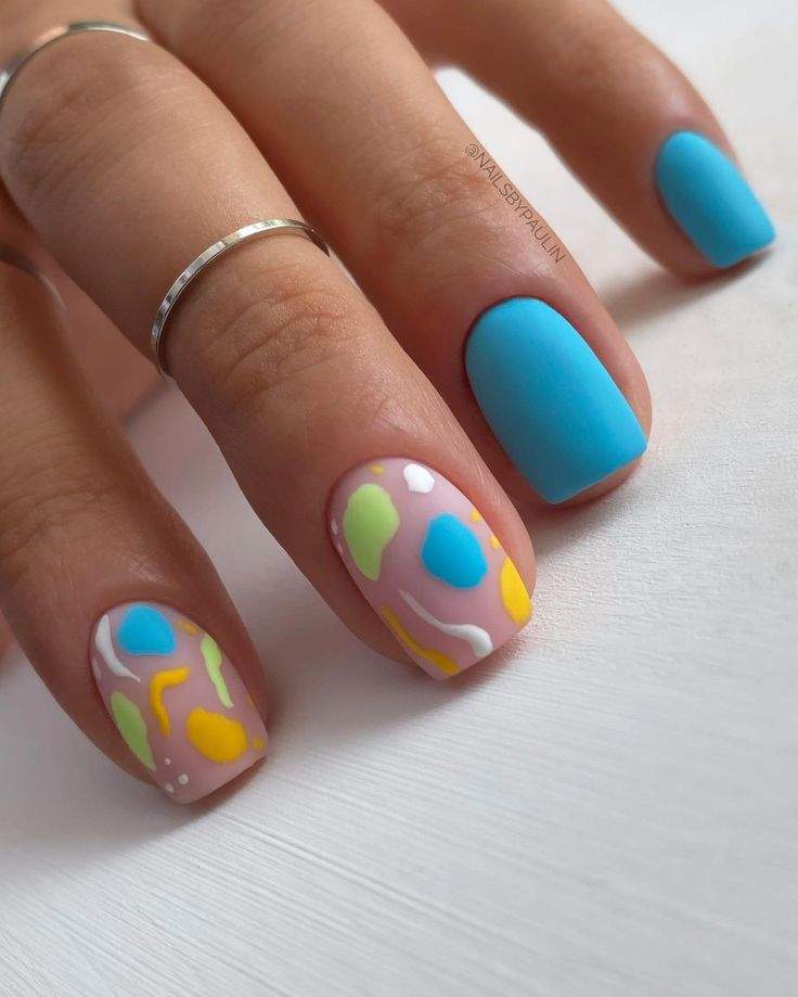 stunning-summer-nail-ideas
