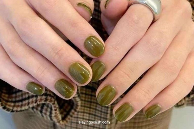 one-solid-nail-color-for-fall