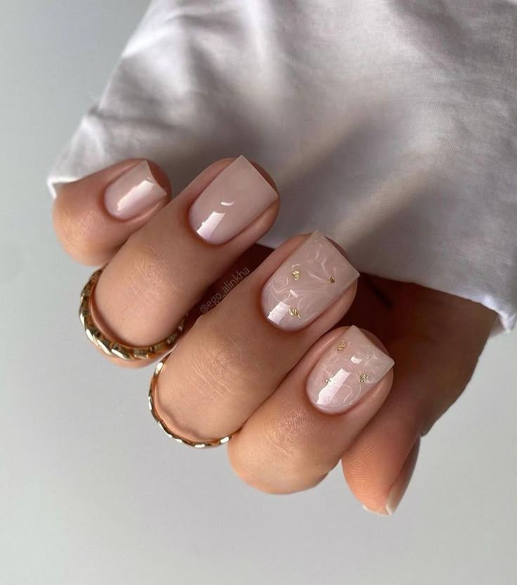 subtle-old-money-nails