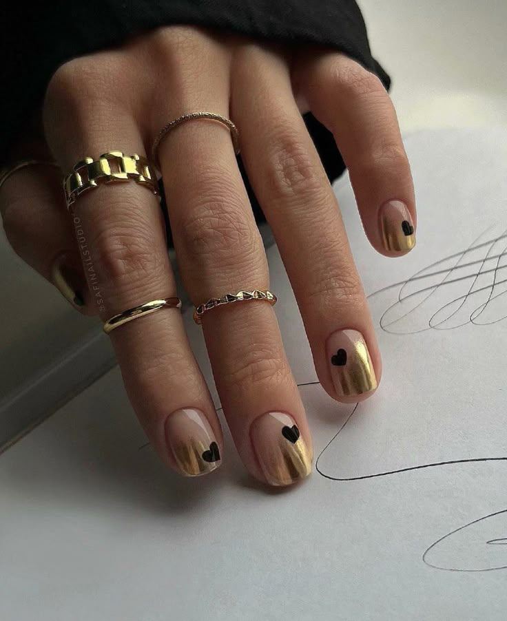 Old-money-nail-trends
