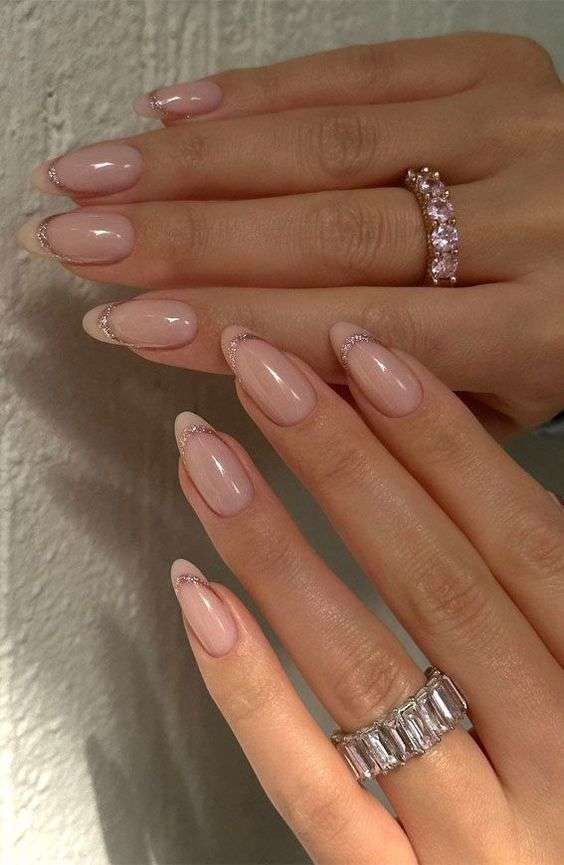 Old-Money-nails