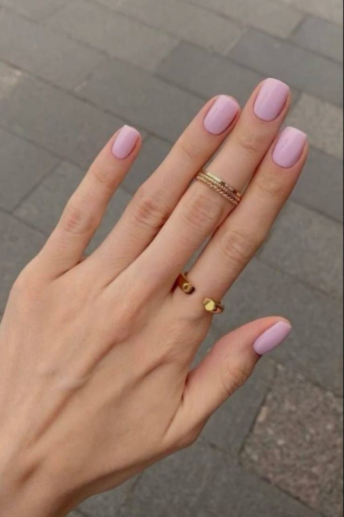 pink-old-money-nails
