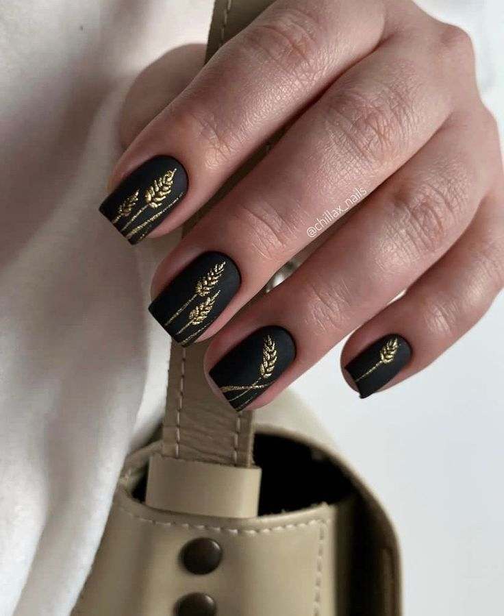 dark-fall-nails