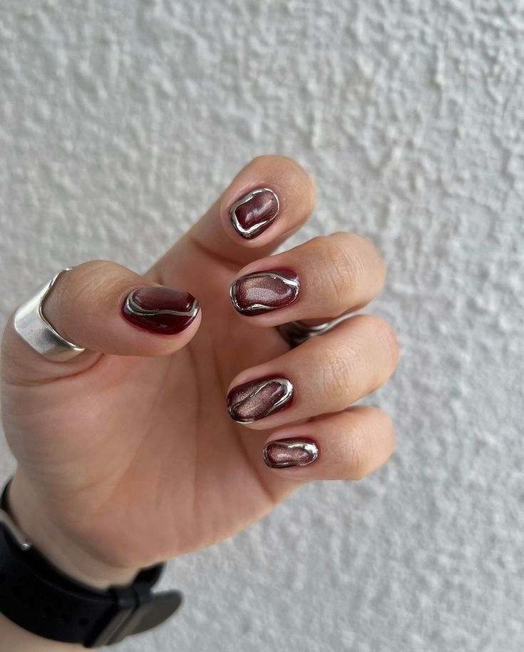 Autumn-fall-nails-2025