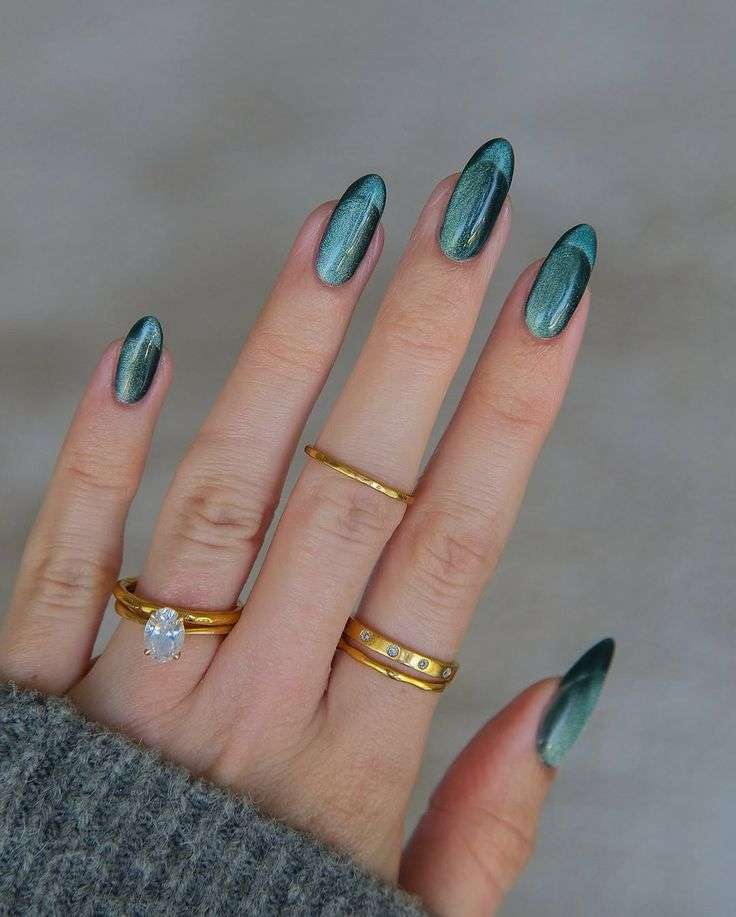 fall-nails-2025