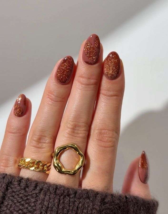 Sparkle-Winter-nail-ideas