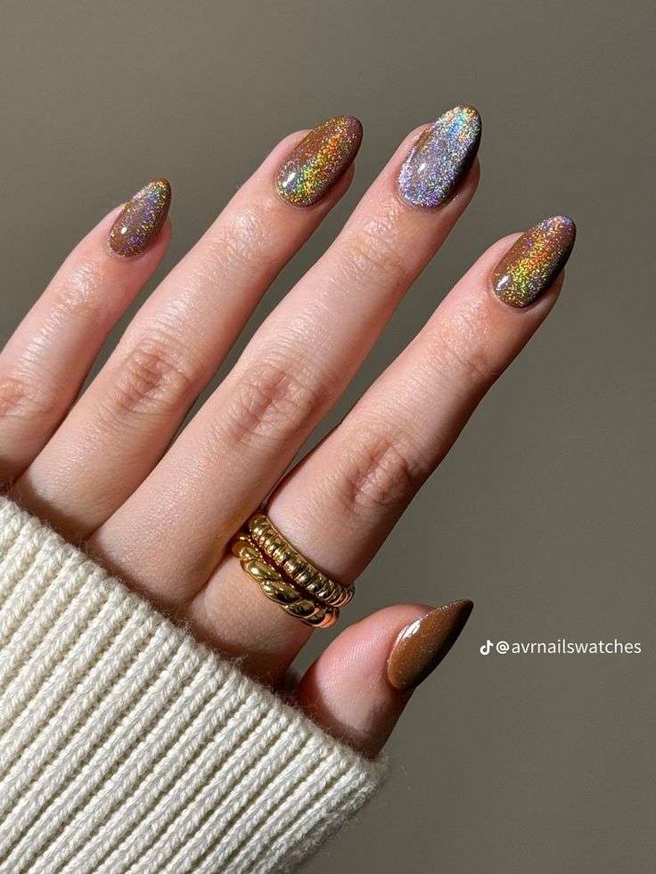 Sparkle-Winter-nail-ideas