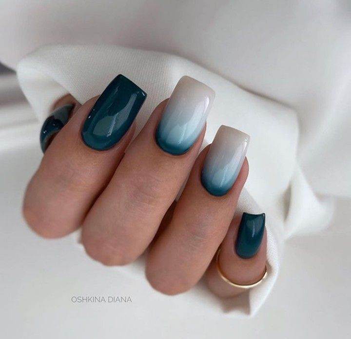 Trendy-Square-winter-nail-ideas
