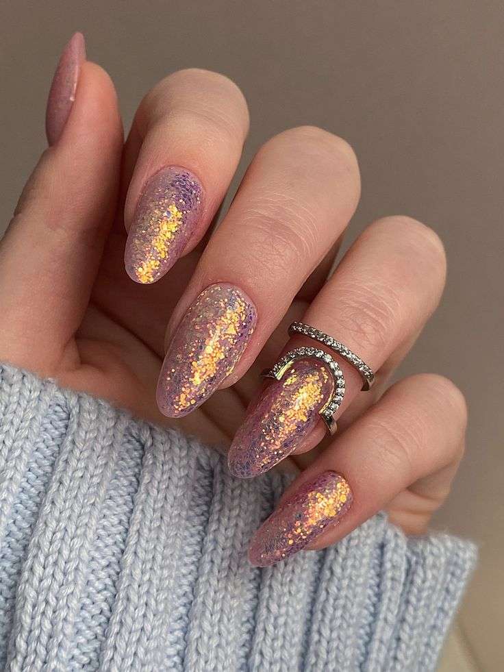 Sparkle-Winter-nail-ideas