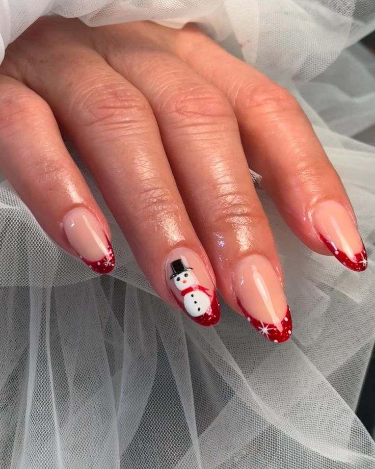 stunning-French-Christmas-nail-ideas