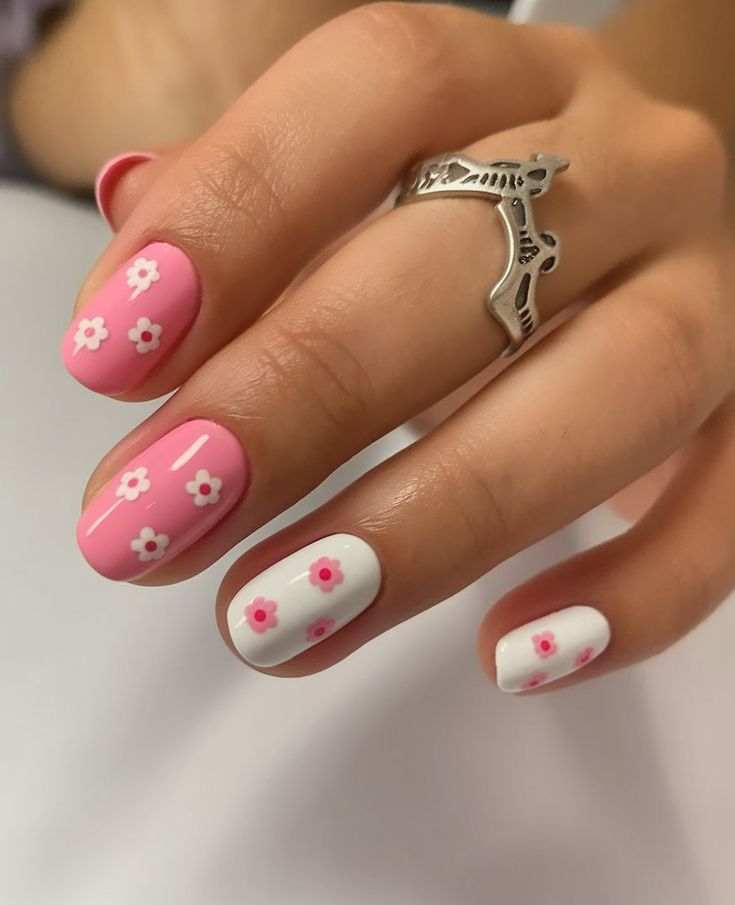 Short-pink-spring-nail-ideas