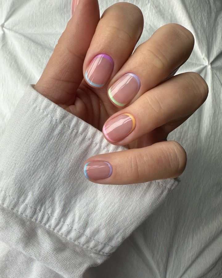 Short-rounded-spring-nail-ideas