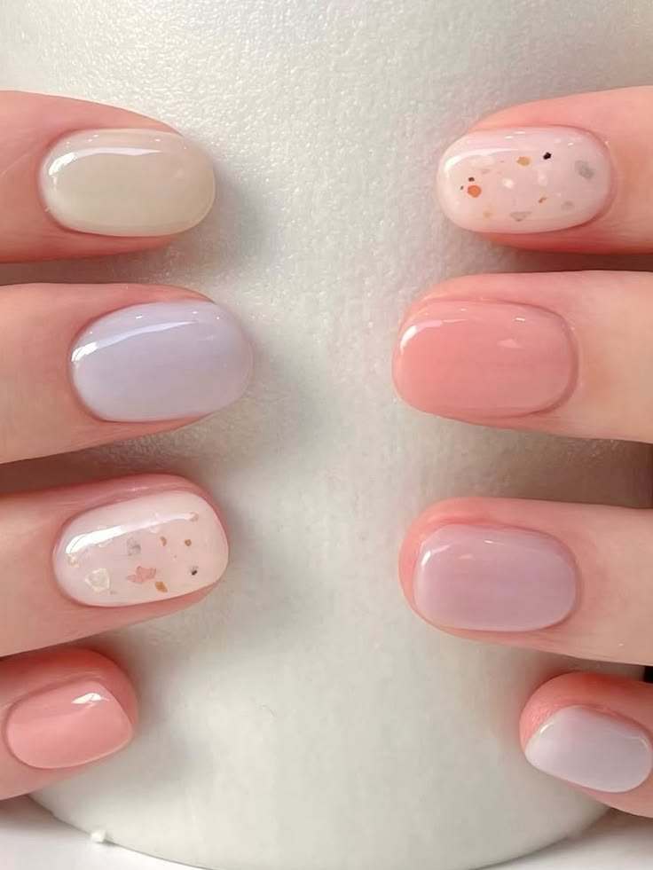 low-maintenance-Short-April-Nail-Ideas