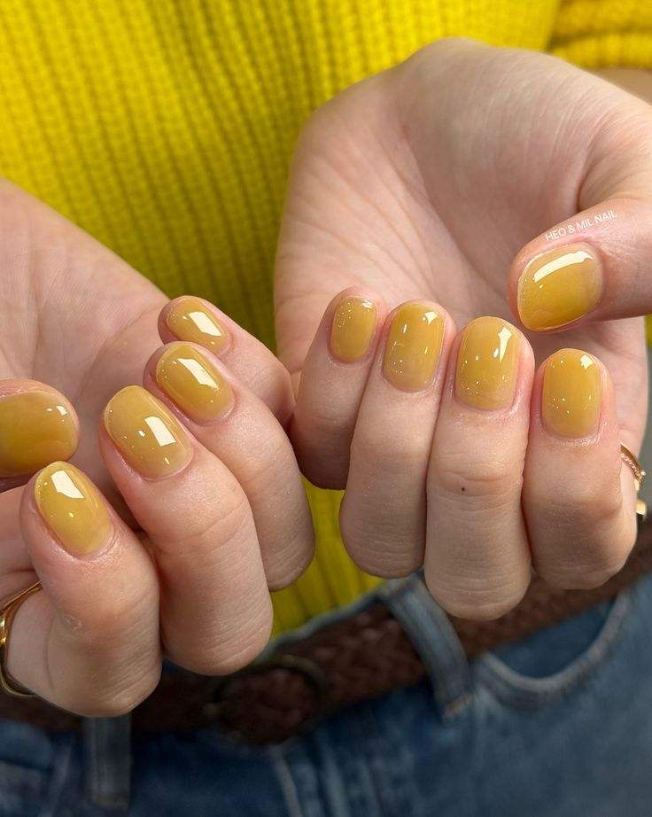 jelly-short-nail-trend-for-summer