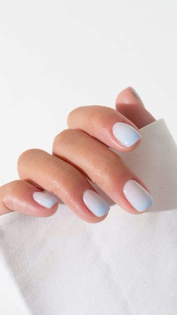 Trendy-Summer-Nail-Ideas-for-May