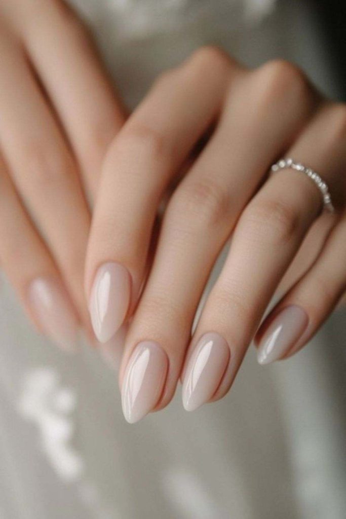 Nail-shape-guide-for-bride